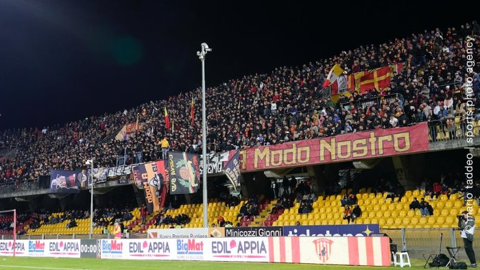 2 2 tra benevento e avellino tutte le foto del match