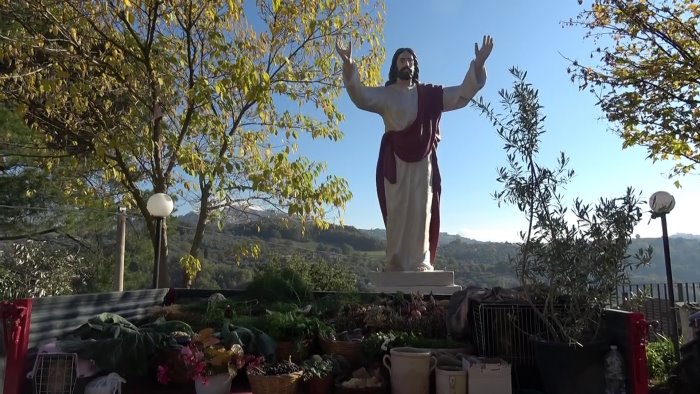 ariano la chiesa prega per il comparto agricolo in ginocchio causa siccita