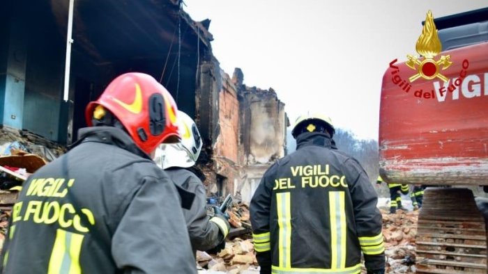 esplosione ad ercolano boato terribile e terrore ci sono morti