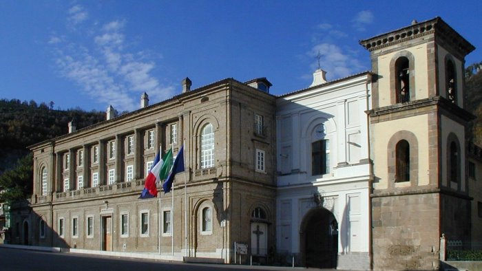 mercato san severino fiaccolata silenziosa contro la violenza sulle donne