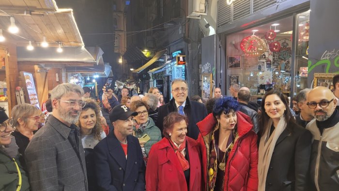 san gregorio armeno fiera al via scuola per il futuro dell arte presepiale