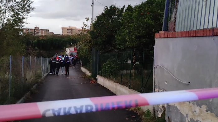 ercolano una marcia silenziosa per ricordare le tre vittime dell esplosione