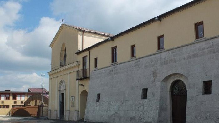 bonito prorogata la chiusura delle scuole anche per domani e giovedi