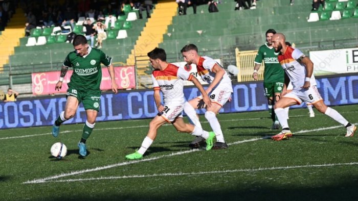 avellino taranto le formazioni ufficiali torna iannarilli c e liotti