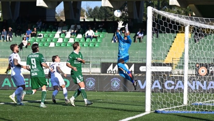 battimelli al 36 e il taranto sorprende l avellino ko dopo 6 vittorie di fila