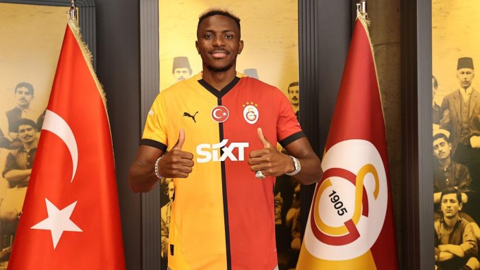 in turchia pazzi per osimhen non lo vuole solo il galatasaray