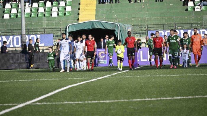 l arbitro di potenza avellino nessun precedente con irpini e lucani