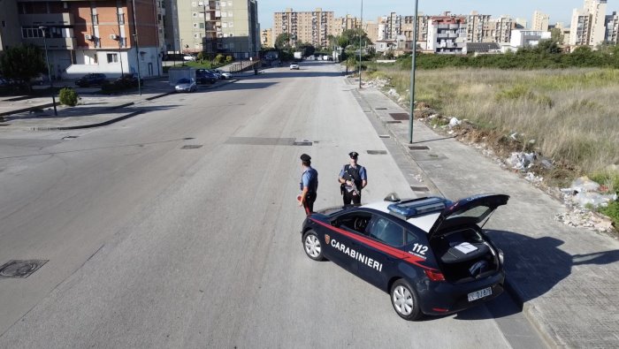 controlli in citta da est a ovest a napoli denunce e sanzioni dei carabinieri