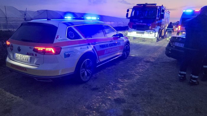 tragedia a campolongo 49enne muore schiacciato da una macchina agricola