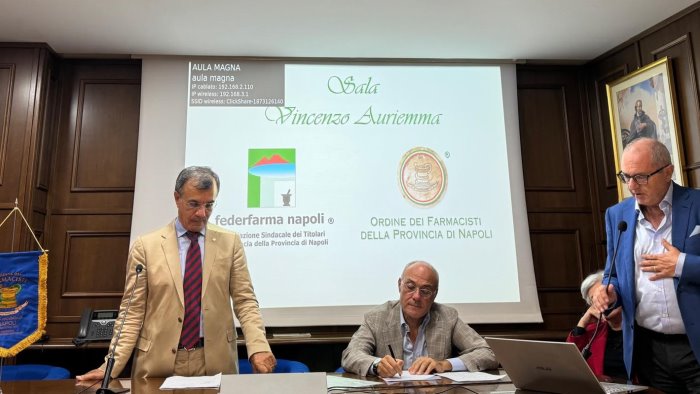 napoli siglato un protocollo d intesa per la sicurezza nelle farmacie