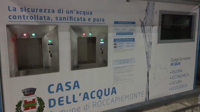 roccapiemonte vandalizzata la casa dell acqua