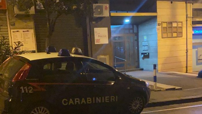 anziano trovato morto in casa tragedia a nocera inferiore