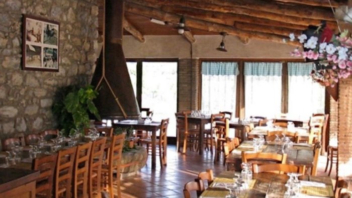 natale solidale a centola agriturismo offre pranzo