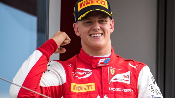 mick schumacher nel segno del padre campione del mondo f2