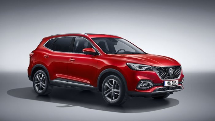 il brand mg torna con il nuovo suv ehs plug in hybrid