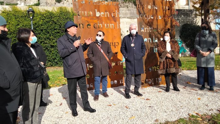 baronissi settecentenario di dante svelata installazione al parco del ciliegio