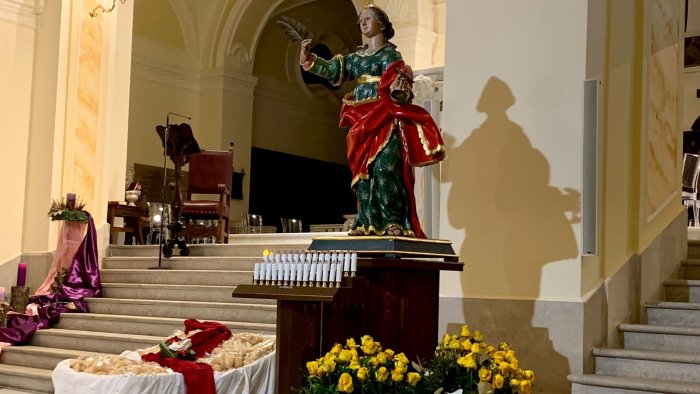 distribuito ad ariano il pane benedetto in onore di santa lucia