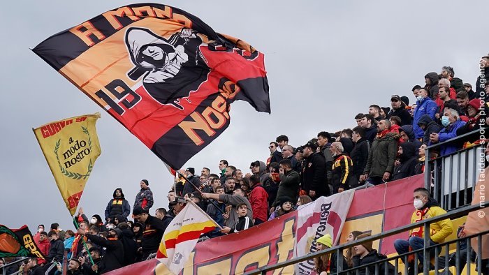 ti portano allo stadio l iniziativa di erga sport e green