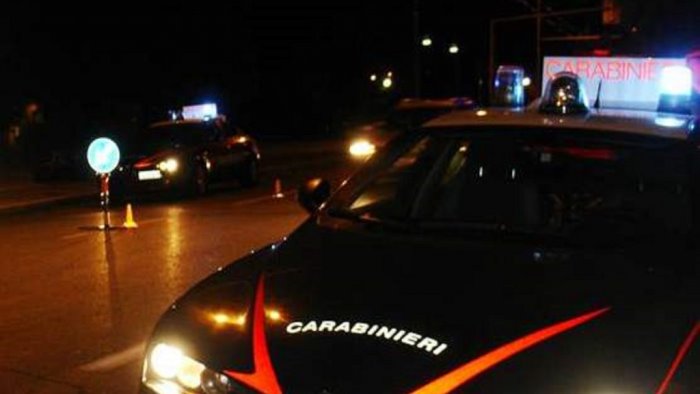 contrada armato di piccone tenta di aggredire un compaesano arrestato 65enne