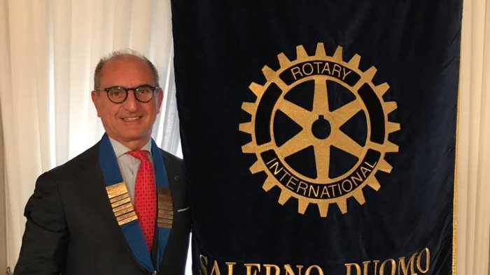 rotary club salerno duomo puliamo il mare con il progetto seabin