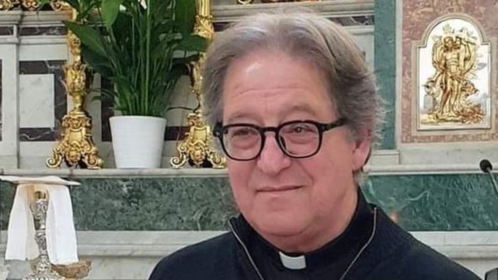 la chiesa in campania perde un altro figlio non ce l ha fatta don emilio