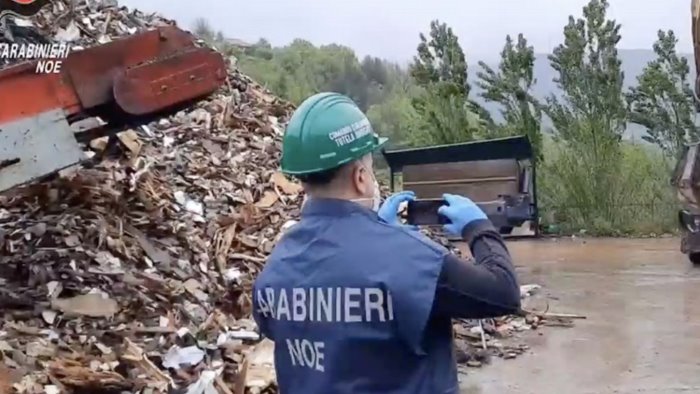 appalti rifiuti inchiesta del noe in campania sull asse caserta napoli