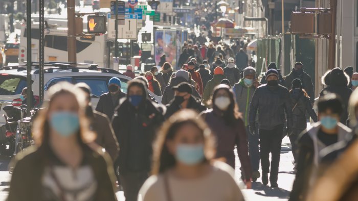 covid cambio di regole quarantena ridotta o azzerata per chi ha la terza dose