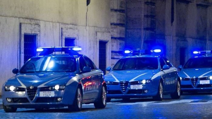 ruba nei negozi della zona orientale di salerno arrestato 38enne