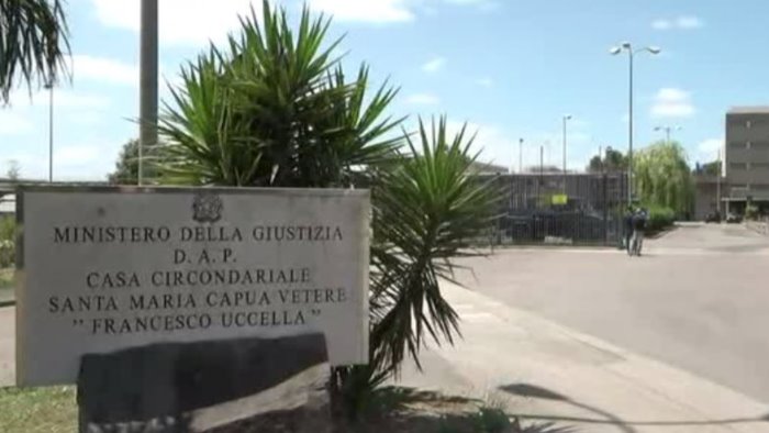 carcere di santa maria capua vetere arriva il vice ministro sisto