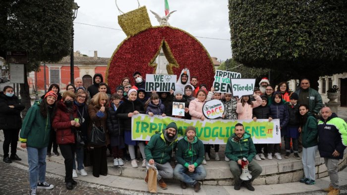 il pino irpino campione di creativita e solidarieta verso lo sprint finale