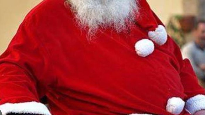 avellino al concorso si presenta anche babbo natale