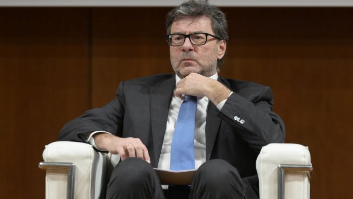 pensioni giorgetti la vera riforma e incentivare la natalita