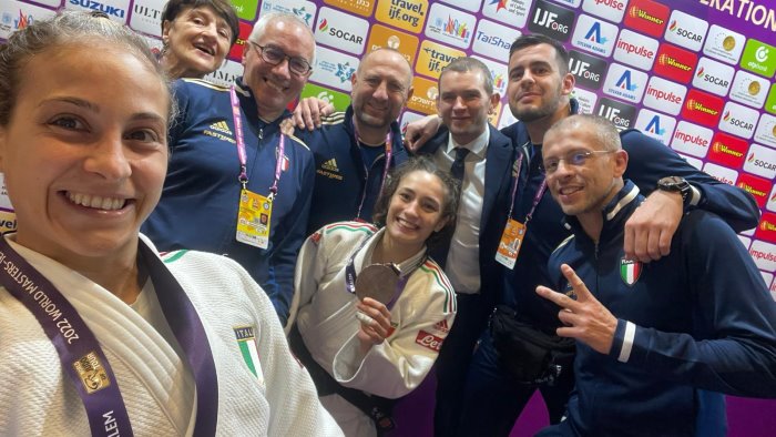 judo scutto di bronzo a gerusalemme