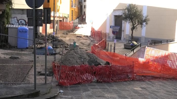 cantiere infinito al centro storico i residenti ostaggi dei lavori