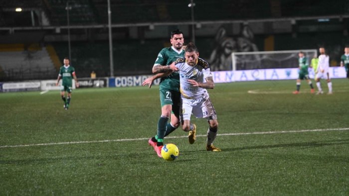 avellino pescara le probabili formazioni cambio di posizioni in attacco