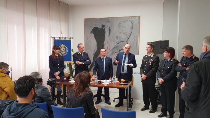 all aci salerno presentata l iniziativa amo la vita se bevo non guido