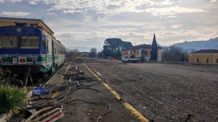 uiltrasporti e filt cgil perche eav trasferisce lavoratori napoli benevento