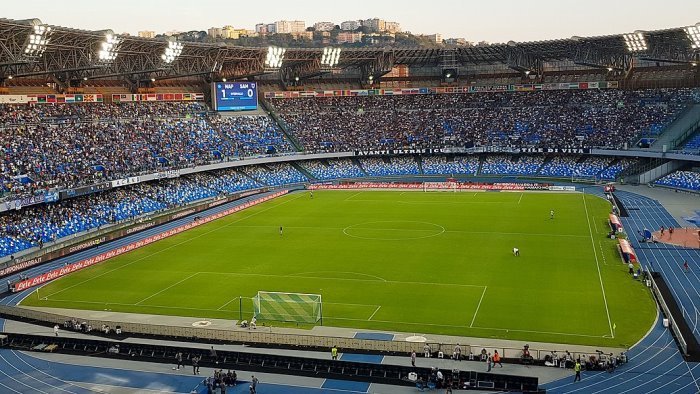 stadio maradona comune e citta metropolitana stanziano 2 4 milioni