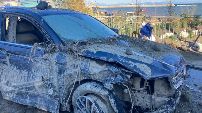 temporali nella notte a casamicciola ora e tornato il sole rientra l allerta