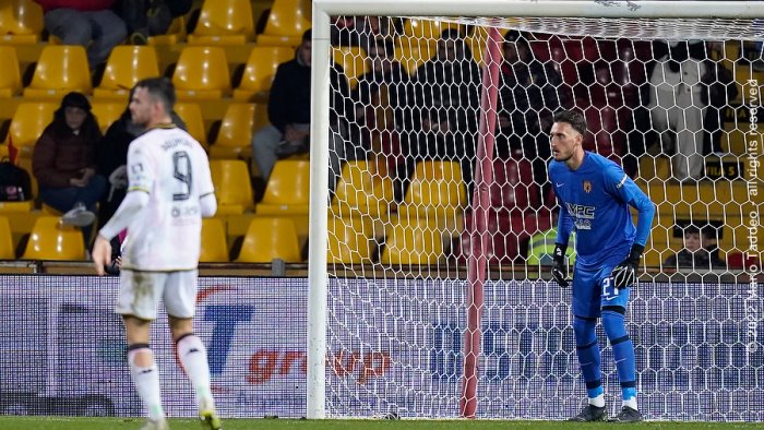 benevento paleari mastica amaro ho responsabilita sul gol