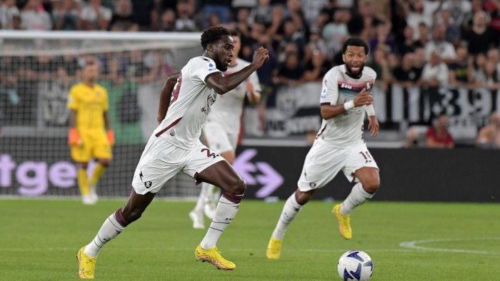 salernitana mondiale l inghilterra elimina il senegal ma dia brilla