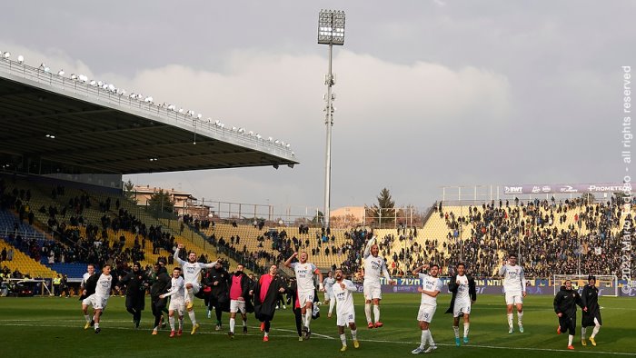 il paradosso del benevento i punti arrivano contro le formazioni di testa