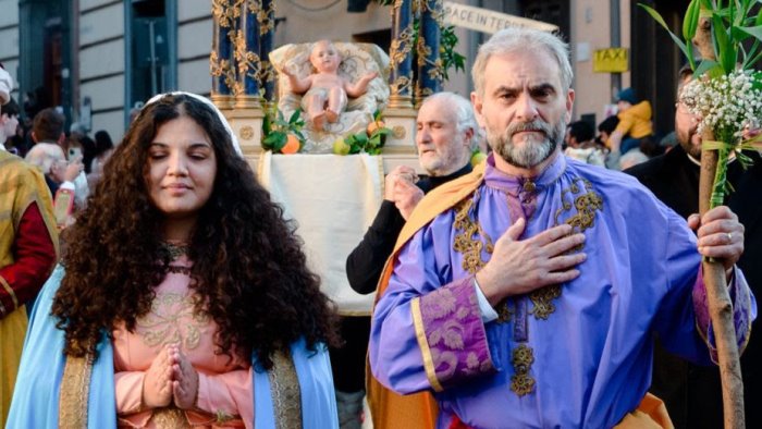 castellammare di stabia in basilica a pozzano le pacchianelle di vico equense