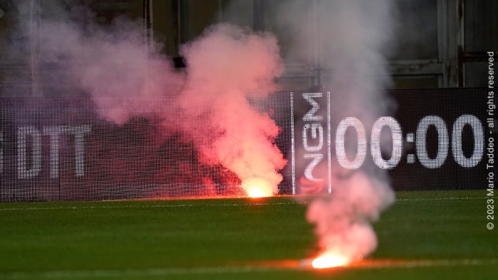 giudice s l avellino se la cava con un turno alla curva e 1000 euro di multa