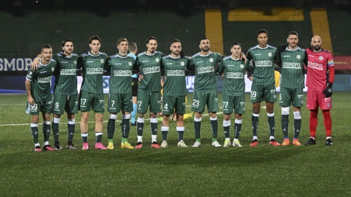 avellino 9 pedine out per la gara con la lucchese c e una novita dal mercato