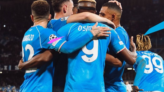 il napoli batte il braga e conquista gli ottavi di champions league