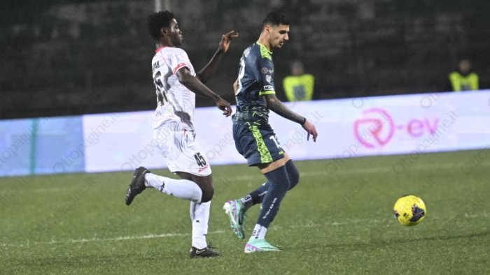 avellino lucchese 0 1 yeboah ai supplementari lupi fuori dalla coppa