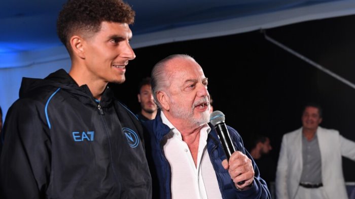 cena di natale per il napoli giocatori e staff ospiti di de laurentiis