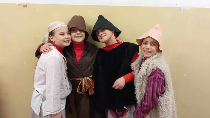 natale a matierno grande successo per il presepe vivente dei bambini