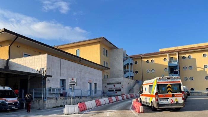 incidente stradale ad avellino 25enne investito in codice rosso al moscati